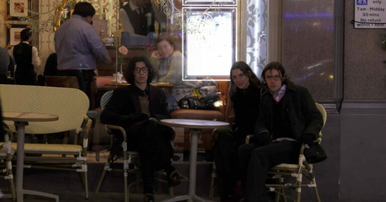 bar italia Announce New Album ‘Tracey Denim’, Share New Single ‘punkt’
