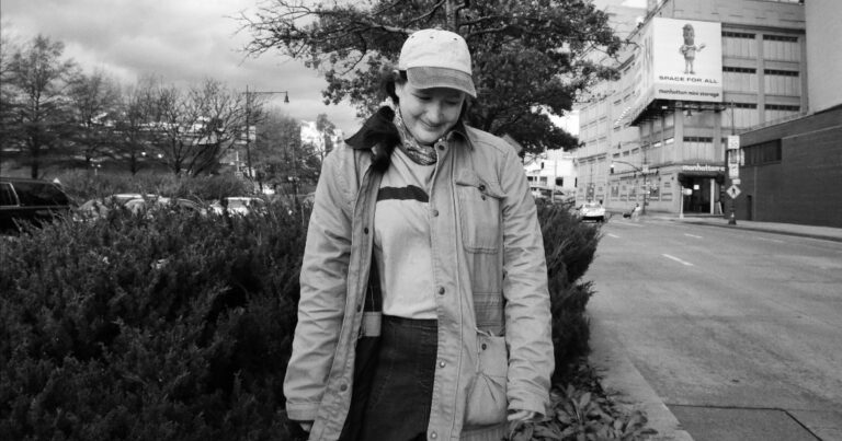 Joanna Sternberg Announces New Album ‘I’ve Got Me’, Shares New Single