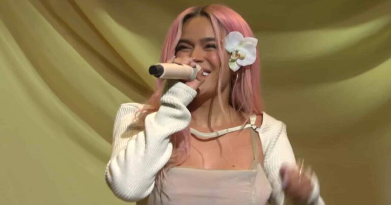 Watch Karol G Perform ‘Mientras Me Curo del Cora’ and ‘Tus Gafitas’ on ‘SNL’