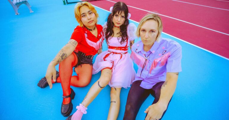 Suzie True Announce New Album ‘Sentimental Scum’, Share New Single ‘Keep in Touch’