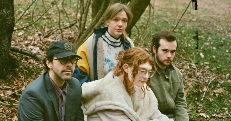 Tomato Flower Unveil New Single ‘Destroyer’