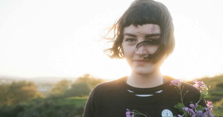 Lande Hekt Unveils New Song ‘Pottery Class’