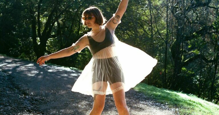 Madeline Kenney Announces New Album ‘A New Reality Mind’, Shares New Single