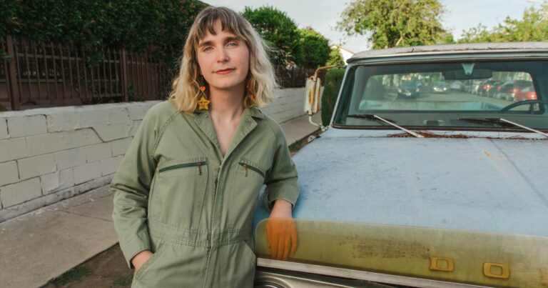 Diners Announce New Album ‘DOMINO’, Release New Song ‘The Power’