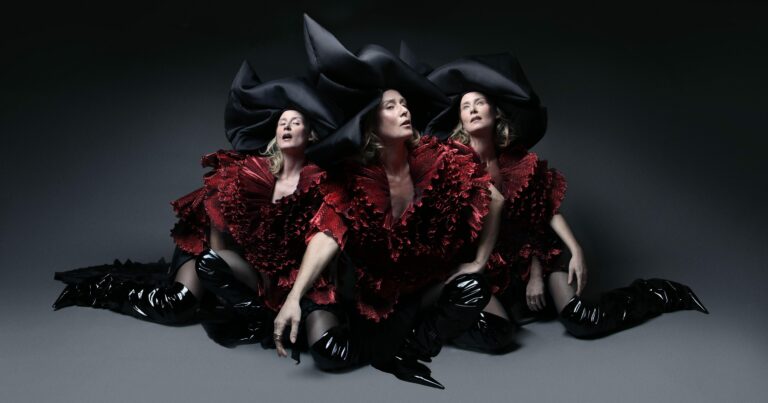 Róisín Murphy Announces New Album ‘Hit Parade’, Shares New Song ‘The Universe’