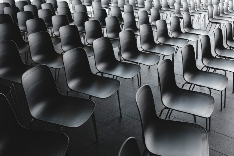 Embrace Modernity and Function with These Church Sanctuary Chair Design Trends