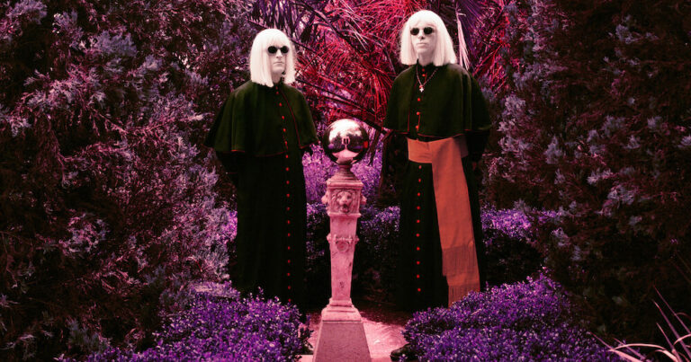 Slowdive’s Rachel Goswell Joins Drab Majesty on New Song ‘Vanity’