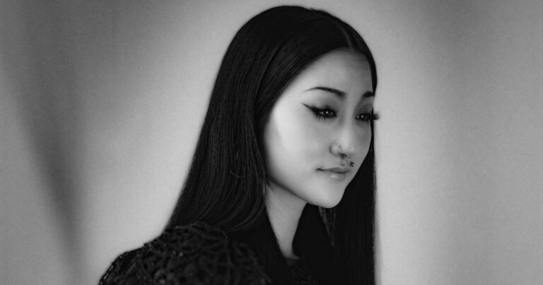 Hinako Omori Shares New Single ‘foundation’