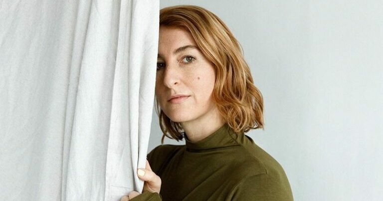 Hannah Georgas Unveils New Single ‘Fake Happy’