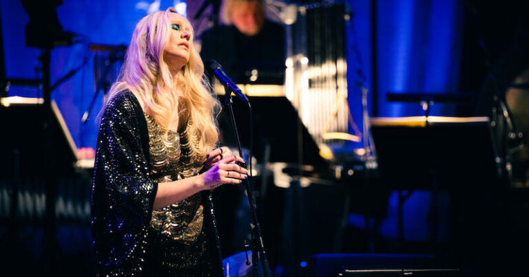 Susanna Releases New Single ‘The Vampire’
