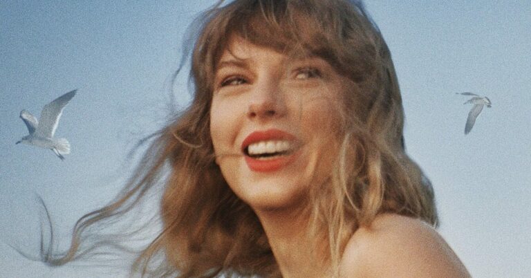 Taylor Swift Lands Biggest First-Week Sales for Any Album Since 2015
