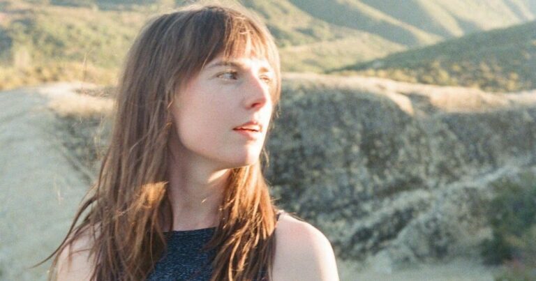 Angie McMahon Shares Video for New Song ‘Fireball Whiskey’