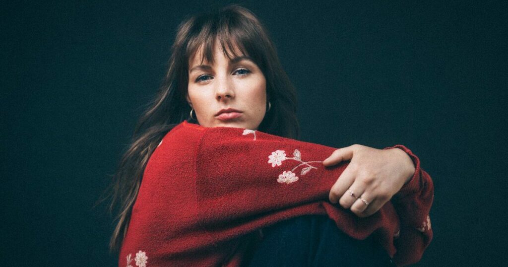 Gena Rose Bruce Announces New EP, Unveils New Version of 'Destroy ...