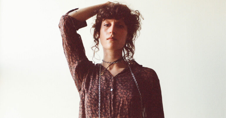 Squirrel Flower Shares Video for New Song ‘Alley Light’