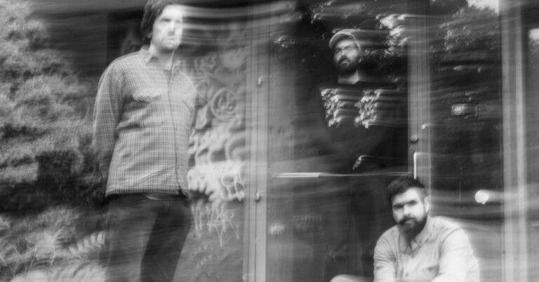Pile Announce ‘Hot Air Balloon’ EP, Unveil New Song