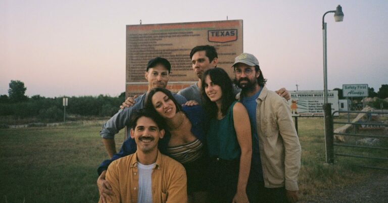 Sun June Share New Single ‘Mixed Bag’