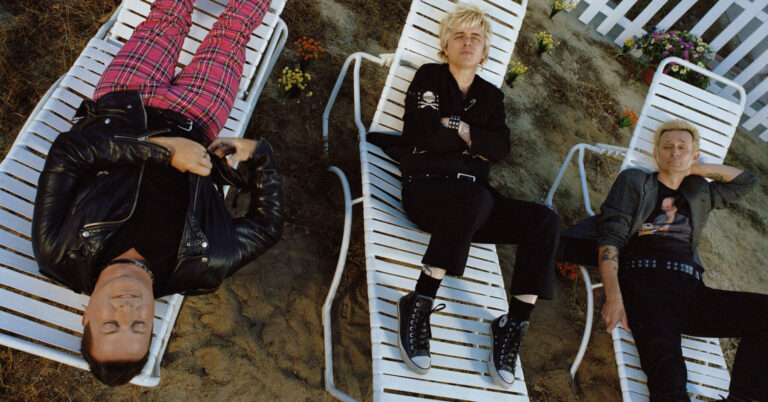 Green Day Announce ‘The Saviors’ Tour, Share New Single ‘Look Ma, No Brains!’