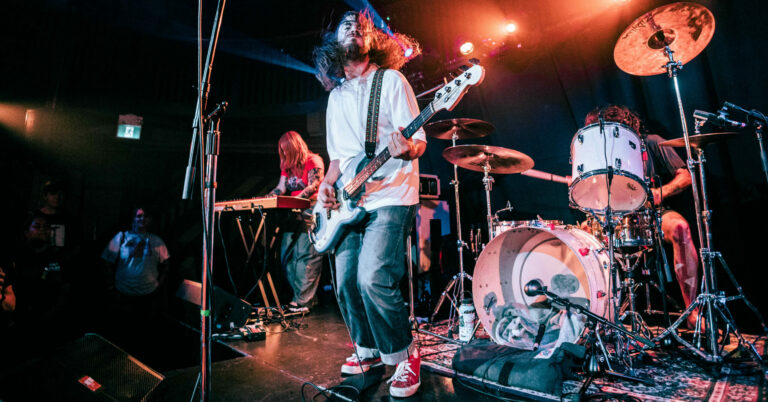 Glitterer Announce New Album ‘Rationale’, Share New Single ‘Plastic’