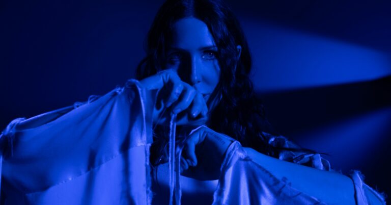 Chelsea Wolfe Releases New Song ‘Tunnel Lights’