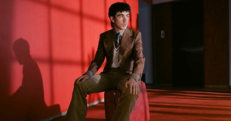 Declan McKenna Details New Album, Shares New Single ‘Elevator Hum’