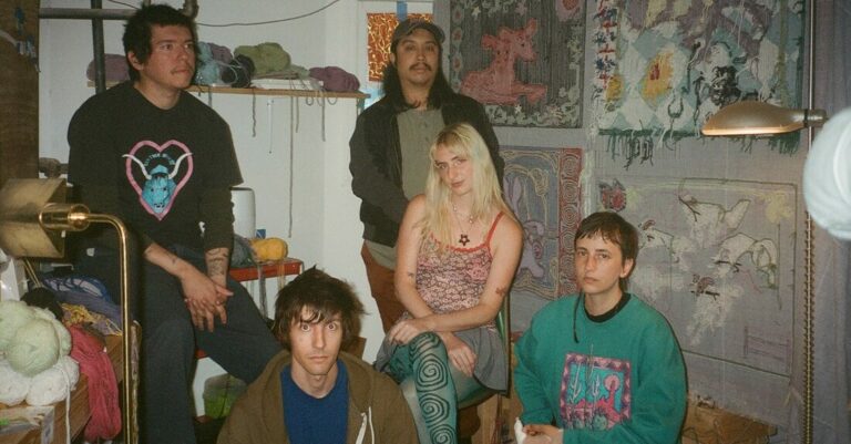 Foyer Red Share New Songs ‘Tallest Dogwood’ and ‘Barkin’ Up a Knot’
