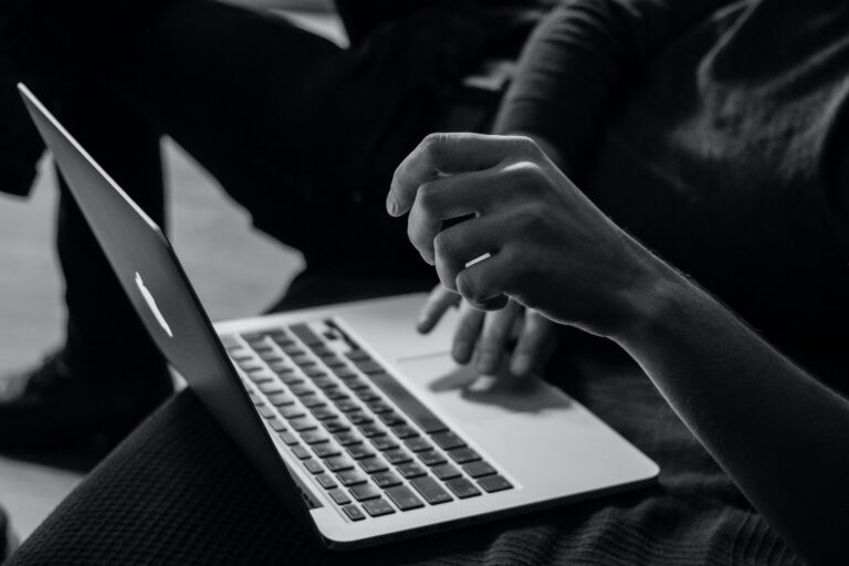Casino: Navigating Card Counting Challenges in Online Casinos