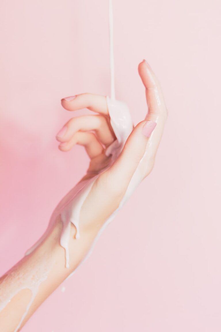 Key Factors To Consider When Selecting A CBD Cream