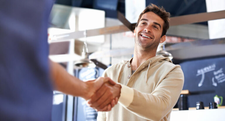 4 Effective Tips to Attract and Win New Customers