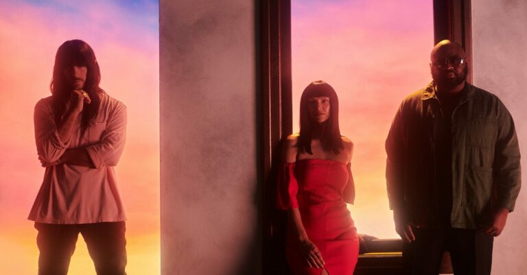 Khruangbin Announce New Album ‘A la Sala’, Share New Single ‘A Love International’