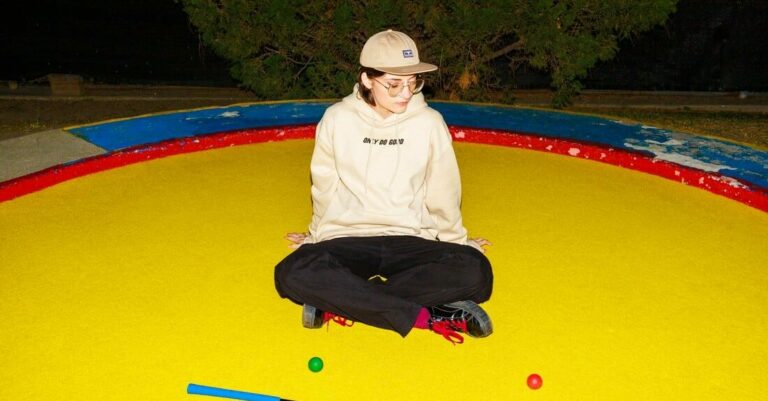 Rosie Tucker Announces New Album ‘UTOPIA NOW!’, Shares Video for New Song