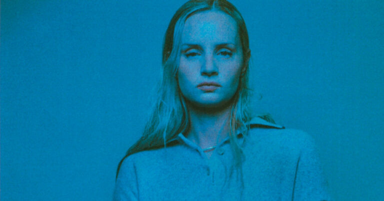 Charlotte Day Wilson Announces New Album ‘Cyan Blue’, Shares New Single