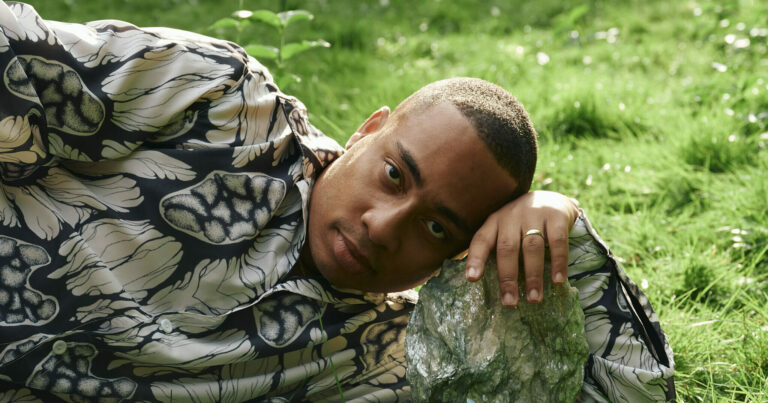 Cadence Weapon Announces New Album ‘ROLLERCOASTER’, Shares New Song ‘Press Eject’