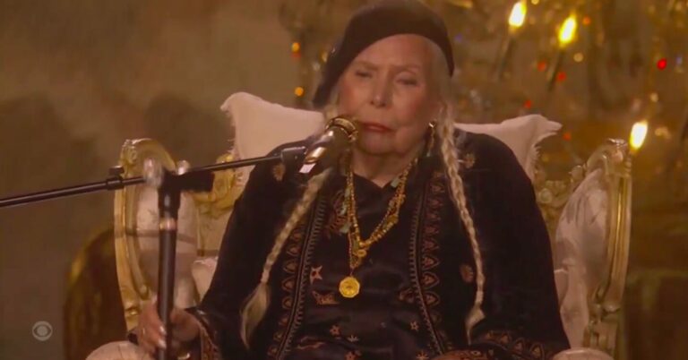 Watch Joni Mitchell Perform ‘Both Sides Now’ at the 2024 Grammys