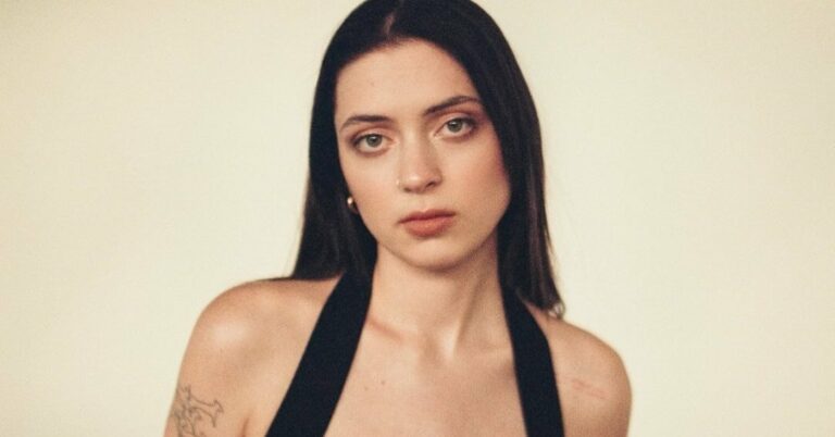 Lizzy McAlpine Announces New Album ‘Older’, Shares New Single