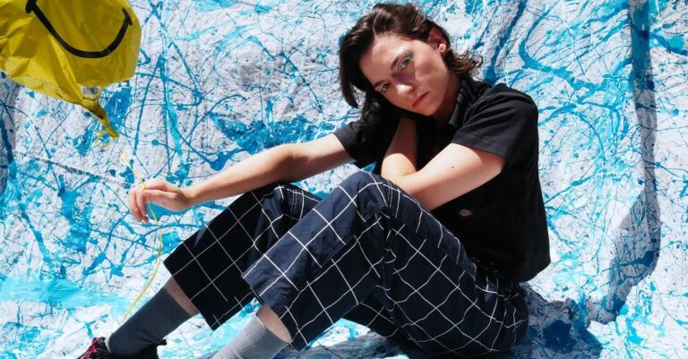 Rosie Tucker Releases New Song ‘Paperclip Maximizer’