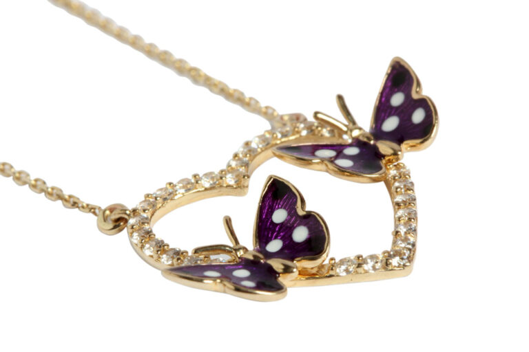 Take Flight with the 2024 Trend: Delicate Beauty of Butterfly jewelry