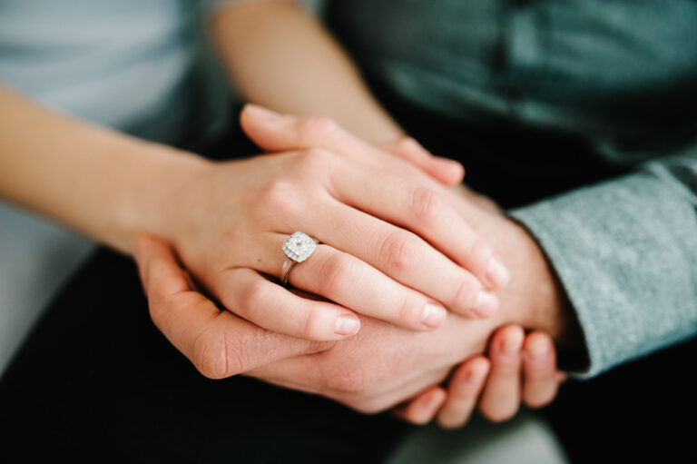 More Couples Are Opting for Lab Grown Engagement Rings: You Should Consider Getting One