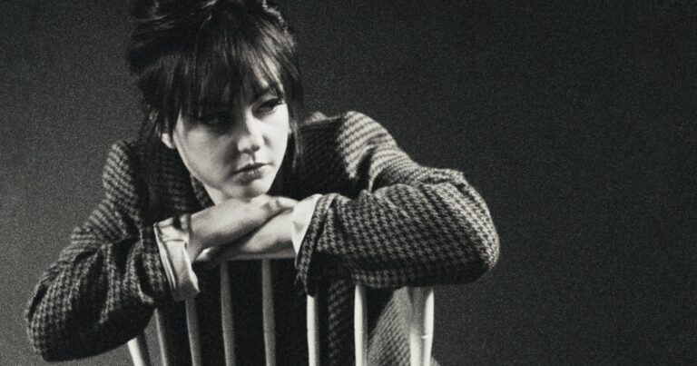Angel Olsen and Maxim Ludwig Cover the Velvet Underground’s ‘I Can’t Stand It’