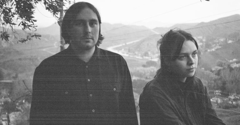 Drowse and Lula Asplund Cover Low’s ‘Hey Chicago’