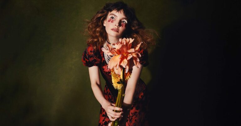 Lauren Mayberry Releases New Single ‘Change Shapes’