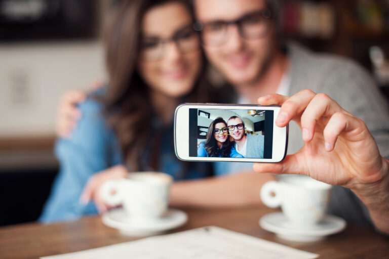 Top 8 Online Dating Tips for Finding Your Perfect Match