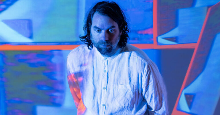 Mike Lindsay Enlists Anna B Savage on New Song ‘table’