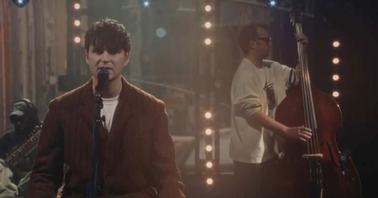 Watch Vampire Weekend Perform ‘Mary Boone’ on ‘The Daily Show’