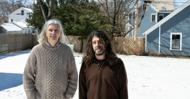 The Folk Implosion Announce First New Album in 25 Years