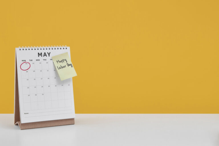 Desk or Wall? Choosing the Right Type of Calendar for Your Audience
