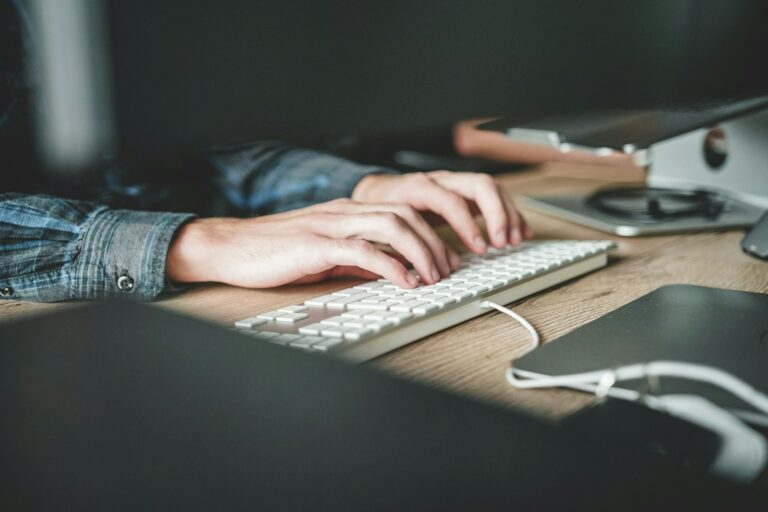 How To Choose the Best Proposal Software for Your Company
