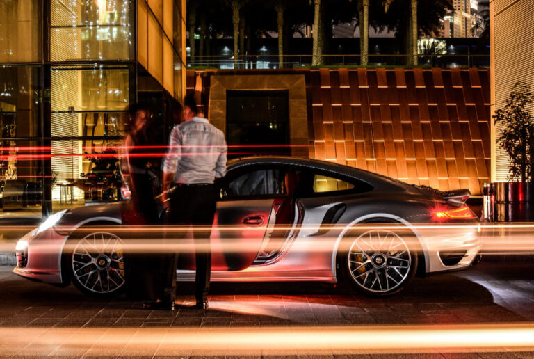 Luxury and speed: review of luxury cars for rent in Dubai