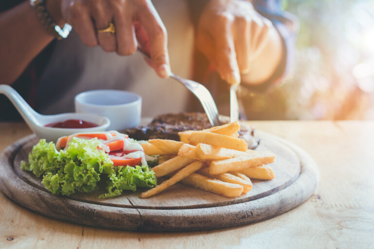 8 Tips to Enhance Your Visit to a Steak Restaurant