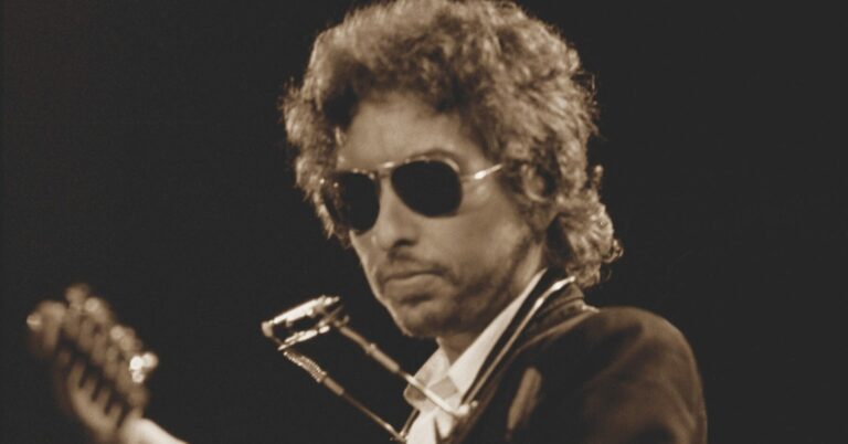 Bob Dylan Announces Massive ‘The 1974 Live Recordings’ Box Set
