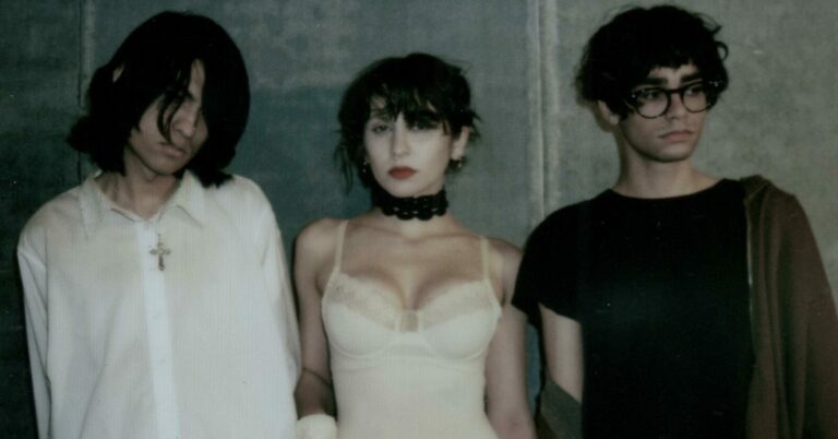 julie Announce Debut Album, Share New Single ‘clairbourne practice’